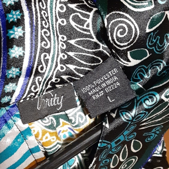 Top - Picture 3 of 4